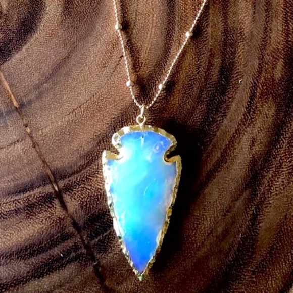 NWT Opalite Arrowhead Amulet Necklace Rare - Picture 5 of 9